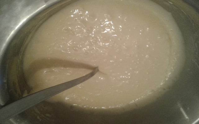 Moelleux au chocolat blanc facile
