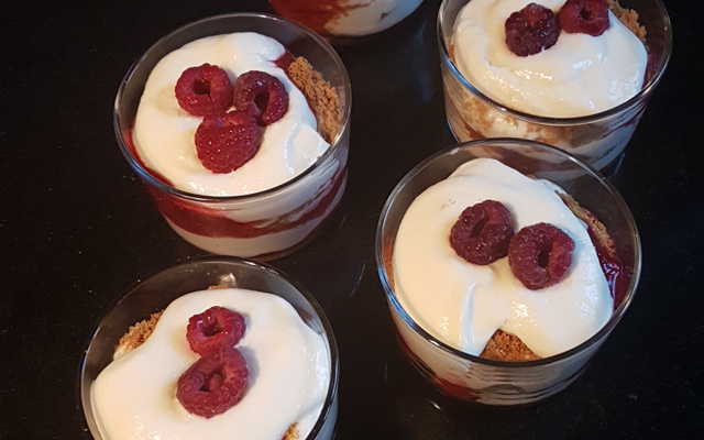 Verrines de tiramisu aux framboises