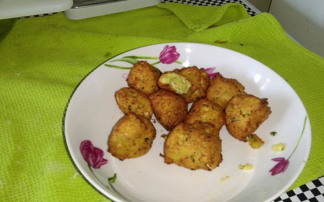 Accras de morue à la portugaise