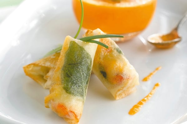 Bonbons de langoustine au Comté et basilic