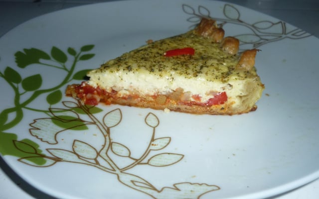 Tarte aux bons légumes d'été à déguster chaude ou froide