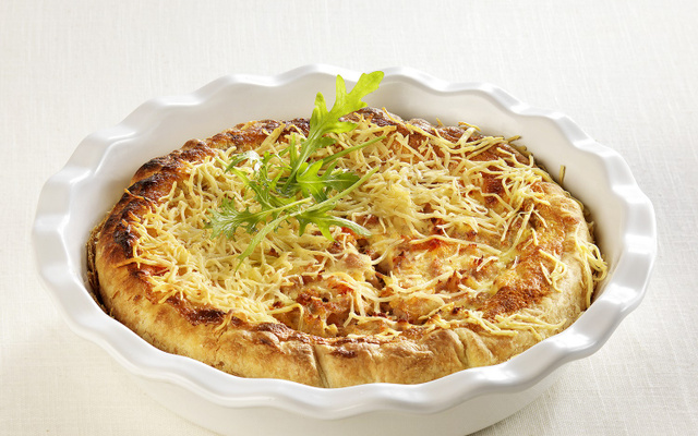 Quiche au thon et échalotes relevée au paprika