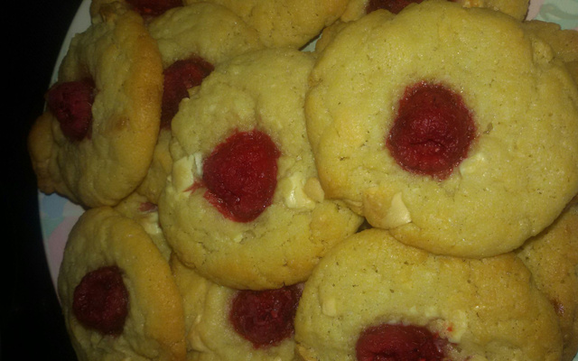 Cookies framboises chocolat blanc et amandes
