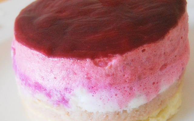 Bavarois mousse de litchi et framboise