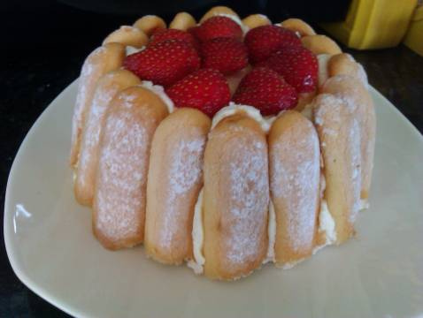 Charlotte aux fraises à la crème de mascarpone