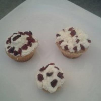 Cupcakes à la pâte d'arachide et aux cranberries