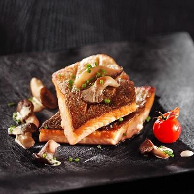 Sauté de kangourou aux suprêmes d'orange, miel et polenta