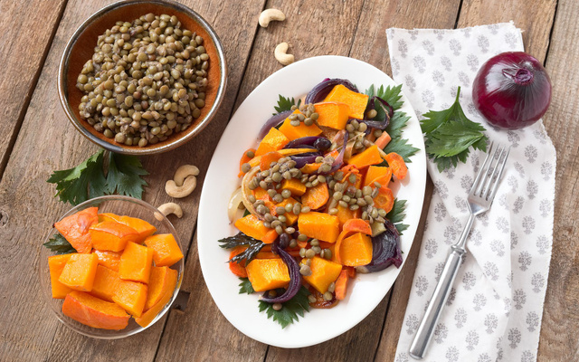 Salade de lentilles au potimarron et aux noix de cajou