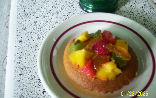 Dessert rapide, génoise et fruits