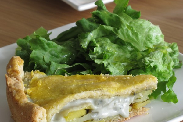 Tourte de pommes de terre et crème Saint Agur®