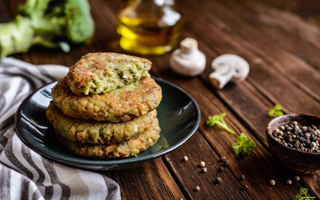 Galette au quinoa, brocoli et champignons