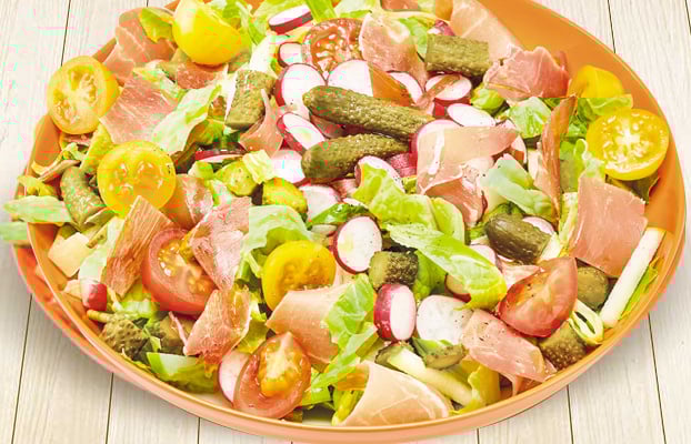 Salade croquante au jambon de parme