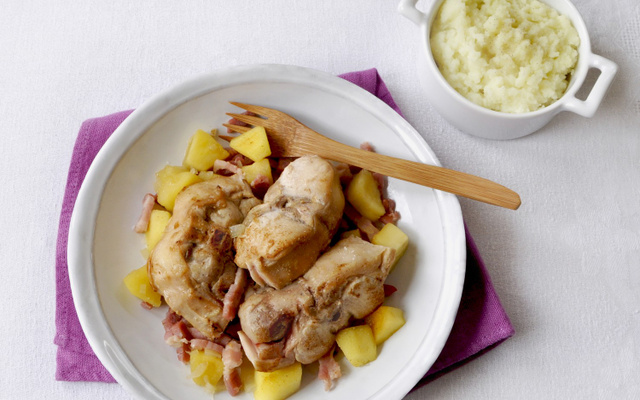 Râbles de lapin aux pommes, cidre et noix