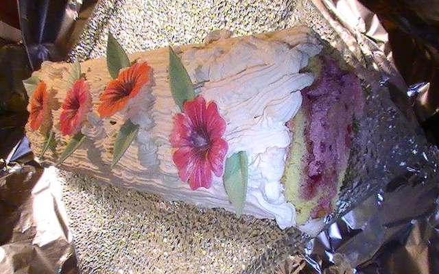 Bûche printanière fruits rouges
