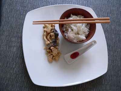 Poulet aux cacahuètes