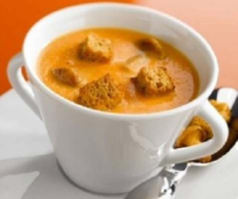 Soupe aux carottes au curry et lait de coco