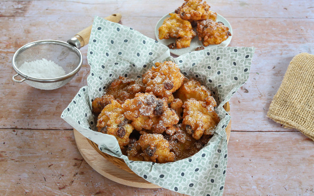 Beignets de riz sucrés
