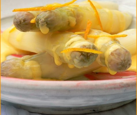 Asperges, sauce maltaise