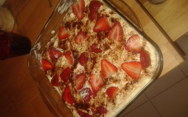 Tiramisu aux fraises et spéculoos en verrine