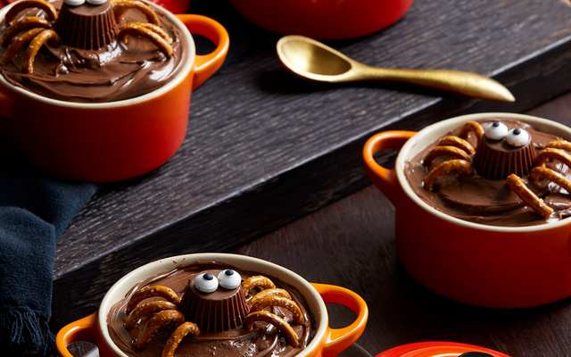 Araignées au chocolat et cacahuètes