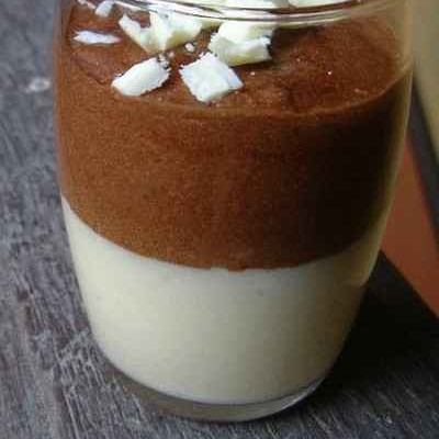 Duo de mousse au chocolat et piment d'Espelette