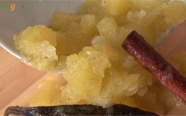 Compote de pommes au micro-ondes