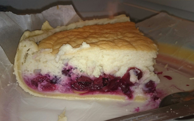 Flan pâtissier au lait d'amande et aux cerises