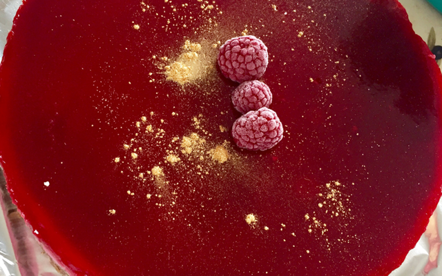 Cheesecake aux framboises & chocolat blanc