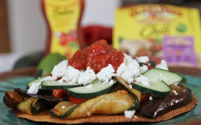 Tostadas d'été végétariennes aux légumes grillés