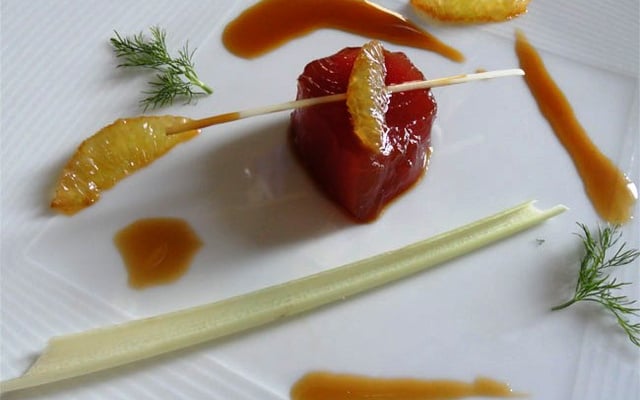 Sashimi de thon au miel et citronnelle