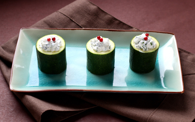 Courgettes farcies au fromage de chèvre frais et ciboulette