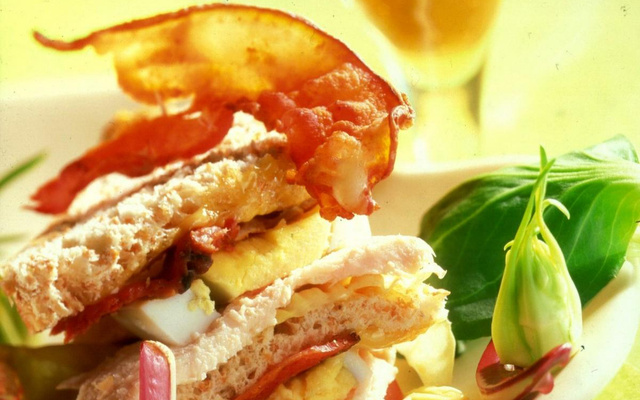 Club sandwich au poulet vapeur de Bière de Printemps