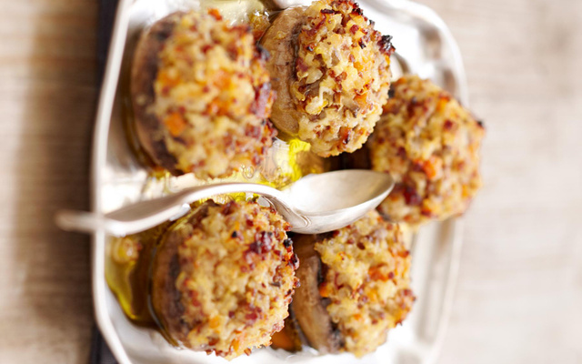 Champignons farcis au Quinoa et hachis