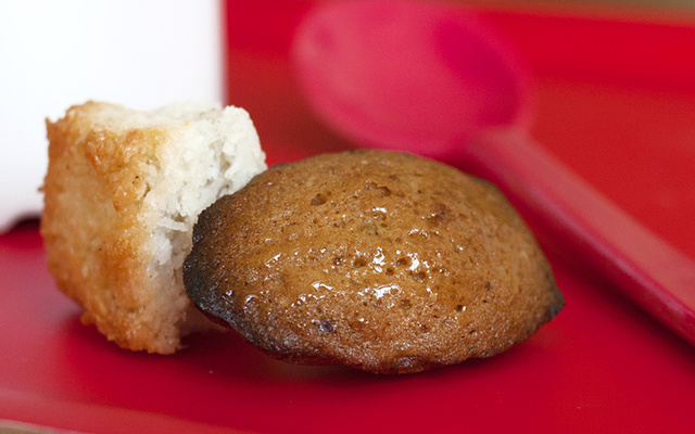 Mini-madeleines à la noisette