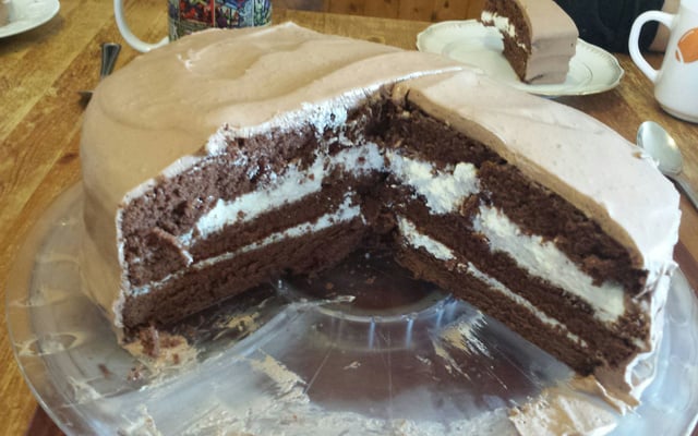 Layer cake au chocolat et caramel