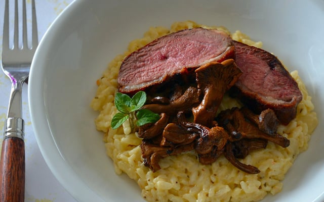 Risotto crémeux, girolles et magret de canard