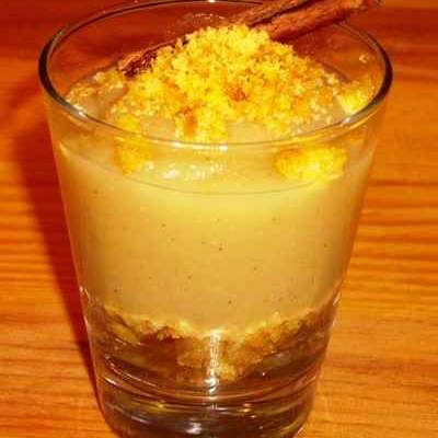 Compote de pommes biscuitée en verrine
