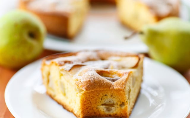 Gâteau fondant aux poires