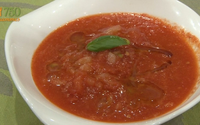 Sauce tomate simple et parfumée