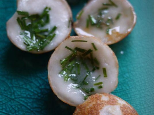Kanom krok (crêpes thaï à la noix de coco)
