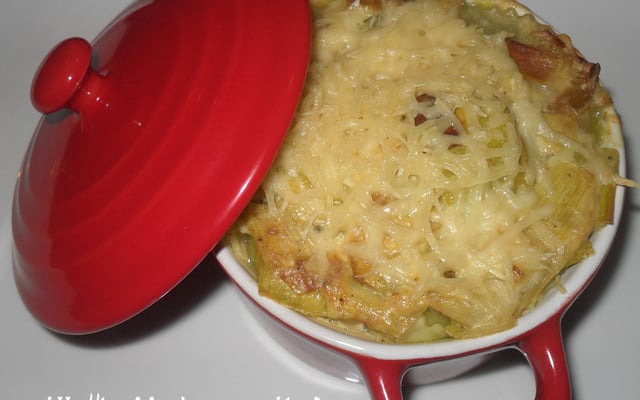 Cocotte de ravioles à la fondue de poireaux
