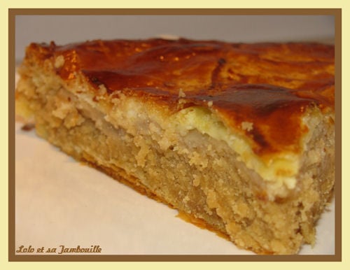 Galette des rois à la poire et pâte de spéculoos