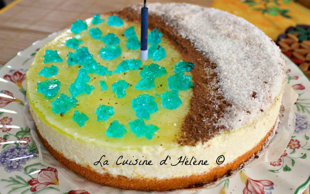 Gâteau d'anniversaire ananas coco