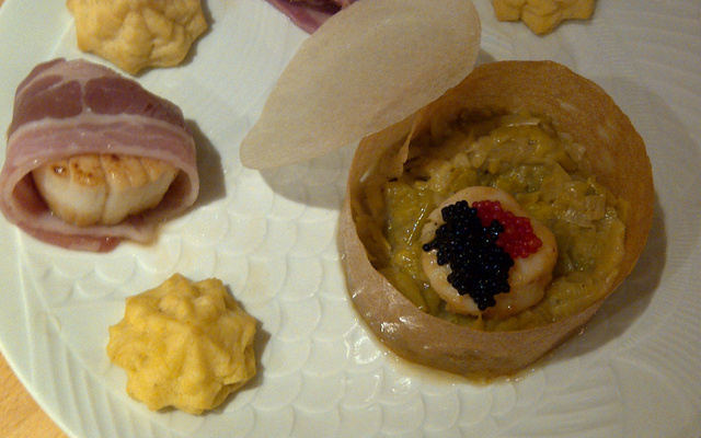 Fondue de poireau, pomme noisettes maison, et St jacques