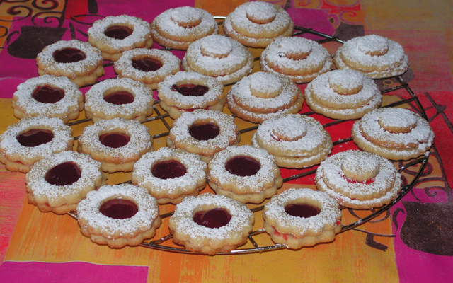Petits sablés à la confiture maison