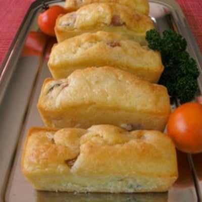 Petits cakes moelleux jambon olives