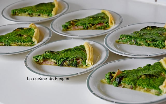 Tarte aux aubergines et fanes de navets