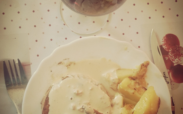 Tournedos de magret de canard sauce foie gras