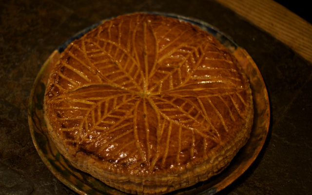 Galette des rois à la crème d'amandes et au rhum