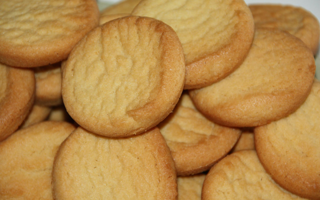 Palets Bretons, caramel beurre salé et Chantilly